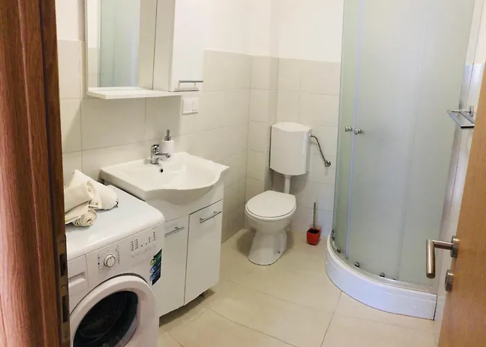 Suker Apartman Trogir