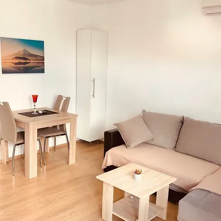 Apartamento Suker Trogir